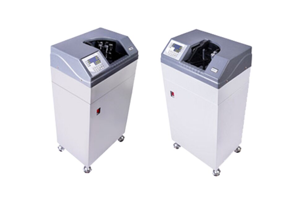 GXC-630 floor-standing vacuum counters